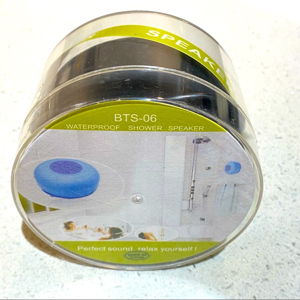NWOT BLUETOOTH SHOWER SPEAKER WATERPROOF